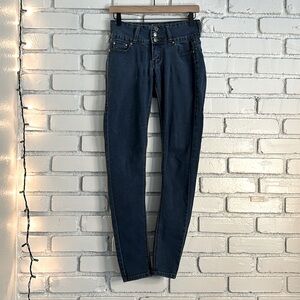 UWD women’s mid wash skinny jeans